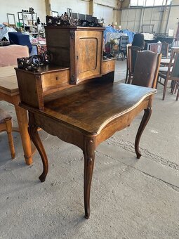 starožitný písaci stolík s nadstavbou - 18