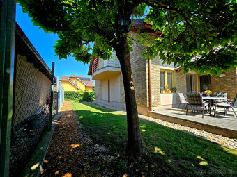 5 izbový rodinný dom Chorvátsky Grob s garážou, bazénom, krb - 18