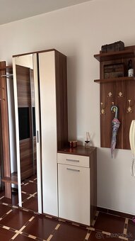 Predame a darujeme nabytok - 18