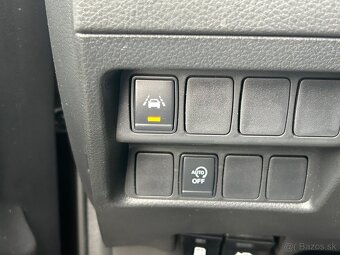 Nissan Qashqai DIG-T 140 N-Connecta SR - 18