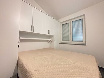 3-izbový zariadený apartmán blízko pláže, Novalja/Chorvátsko - 18