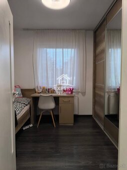 Rodinný dom s bazénom 10 min. od Levíc - 18