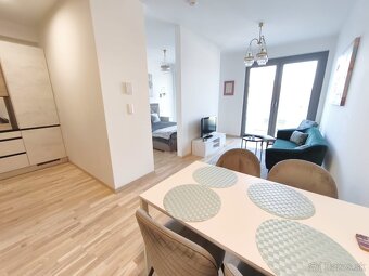 Nový moderný 1,5 izb. byt v centre v top lokalite downtownu - 18