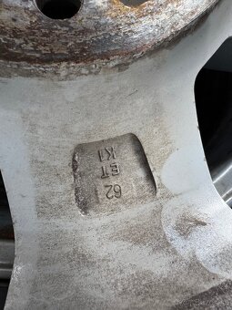 Kolesá DEZENT Van 6x130 ET62 + zimné pneu 225/75 r16 C - 18