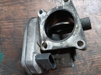 rozpredam opel meriva A 1,7 cdti - 18