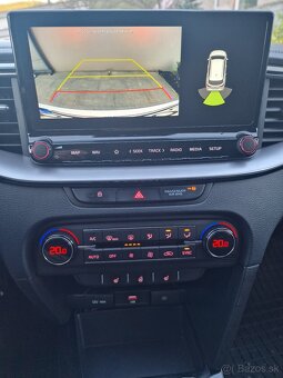 Kia Ceed SW - 18