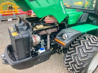 TRAKTOR FERRARI COBRAM 60 RS - 18