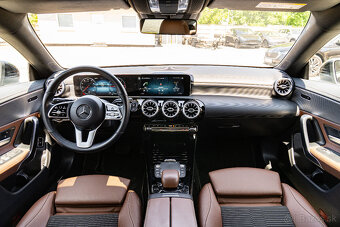 Mercedes-Benz CLA Kupé 180 d A/T - 18