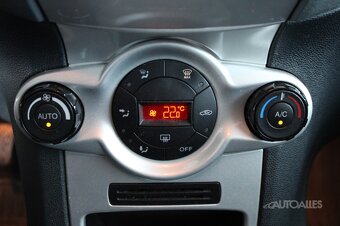 Ford Fiesta 1,25 i 60 kW - 18