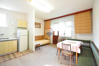 PREDAJ, Dvojgeneračný rodinný dom s potenciálom investície – - 18