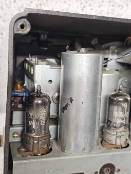 TE-KA-DE Z483 》Starožitné elektronkové radio 》bakelit Tekade - 18