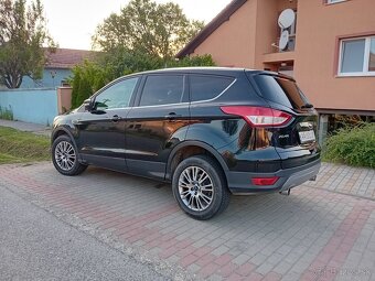 FORD KUGA 2.0TDCi 4x4 AUTOMAT "FULL VYBAVA" - 18