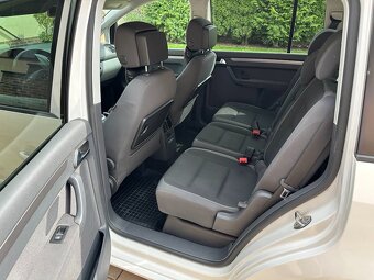 Volkswagen Touran 1.6TDI DSG - 18