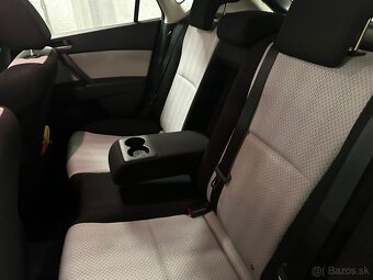 Mazda 3 2.0 MZR - 18