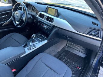 BMW Rad 3 Touring 320d  A/T - 18
