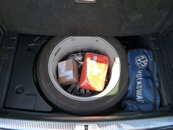 Volkswagen Passat Variant 3.2 V6 Sportline 4-Motion DSG - 18