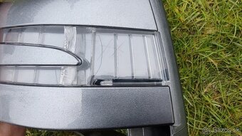 Rozne veci Toyota, KIA, Mercedes - zrkadlo, lista, absorber - 18