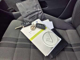 Volkswagen Golf VII 1.6 TDI 77 kW Comfortline 5°manuál - 18