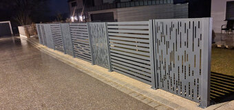 Hliník,kov,nerez-terasa,balkón,schody,plot,brána,prístrešok. - 18