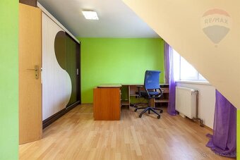 VÝNIMOČNÁ PONUKA - Na predaj 4-izbový rodinný dom v obci Roh - 18