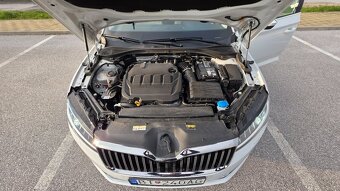 Škoda Superb Combi 2.0 Tdi Style - 18