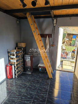 Rekreačný pozemok s murovanou chatkou - 18