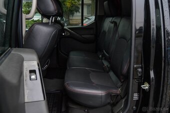 Nissan Navara DoubleCab 2.5D LE A/T - 18
