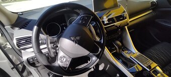 Predám Mitsubishi eclipse cross 1,5T 120kw 4x4 - 18
