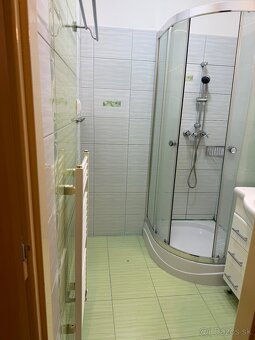 Prenájom 2-izbového bytu s garážovým státím – Chrenová, Nitr - 18
