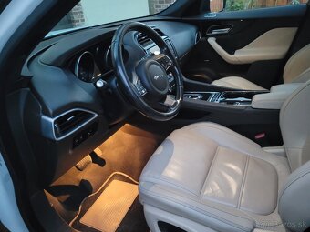 Predám SUV Jaguar F-PACE 2,0 d, 4/2017, automat 4x4 - 18
