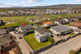 ÚTULNÝ 4-IZB RODINNÝ DOM, NOVOSTAVBA, TICHÁ ULICA - 18