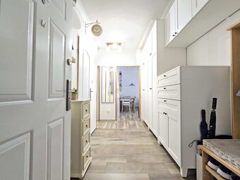 RESERVÉ 2i byt s loggiou 53m2 pri Mlyn.náhone / Študentská - 18