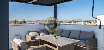 Modrený 2 podlažný dom 4+kk s bazénom, Torrevieja-Španielsko - 18