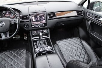 Volkswagen Touareg Executive 4Motion 3.0TDI V6 (2017-2019) - 18