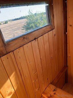 Na predaj pozemok o rozlohe 292000 m2 s poľovníckou chatou - 18