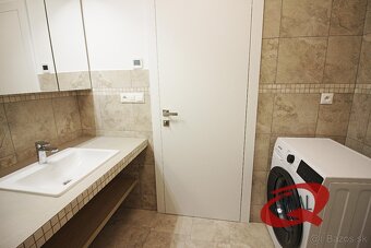 BEZ PROVÍZIE//NADŠTANDARDNE VYBAVENÝ BYT V CENTRE MESTA - 18