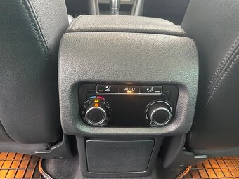 Predám SEAT ALHAMBRA 7 miest,panorama,ťažné,Xenon - 18