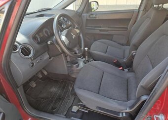 Mitsubishi Colt 1,1 Inform benzín manuál 55 kw - 18
