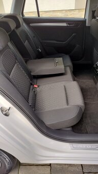 Škoda Superb III Facelift combi 2.0 TDi - 18