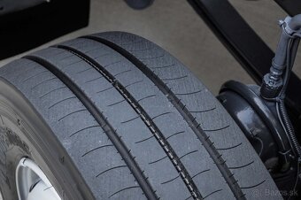 MERCEDES ATEGO 1222 HÁKOVÝ NOSIČ KONTAJNEROV EURO5 - 18