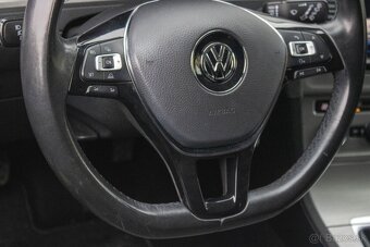 VOLKSWAGEN GOLF Variant 1.6 TDI BMT 4MOTION 2016 - 18