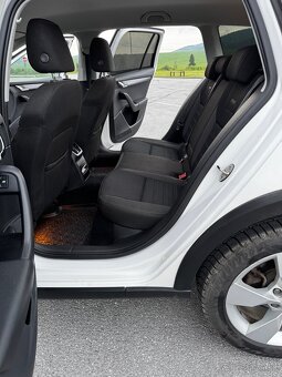 Škoda Octavia 3 scout 2,0 TDi - 18