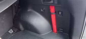 HONDA CRV  4X4 - 18