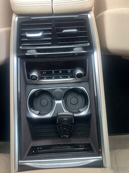 BMW 750Li xDrive - 18