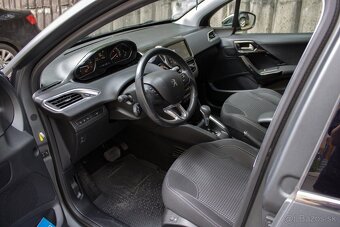 Peugeot 208 1.2 PureTech Allure A/T aj na splátky - 18