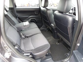 Citroën C-Crosser 2.2 HDi Pack DSC  malé KM  - 18