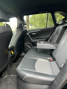 Toyota Rav4, 2.5 Hybrid Black Edition 1.maj - 18