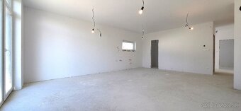 PNORF – skolaudovaný 4i RD, tep. čerpadlo, 561 m2, Krakovany - 18