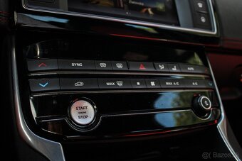 Jaguar XE 2.0 I4D 180k R-Sport AWD AT - 18