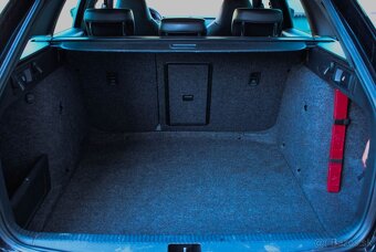 Škoda Octavia Combi 2.0 TDI RS DSG - 18
